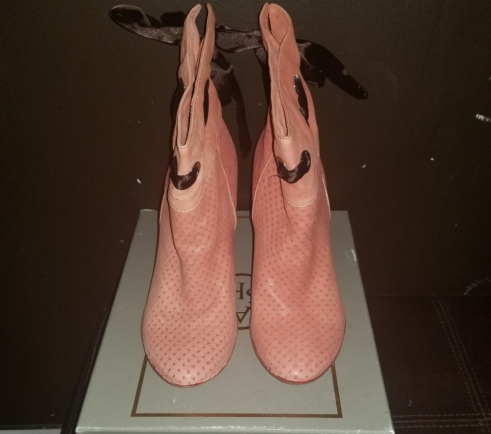 Shoes - Picture 3 of 5